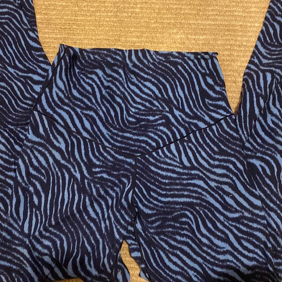 🤍 - Picture 2 of 2